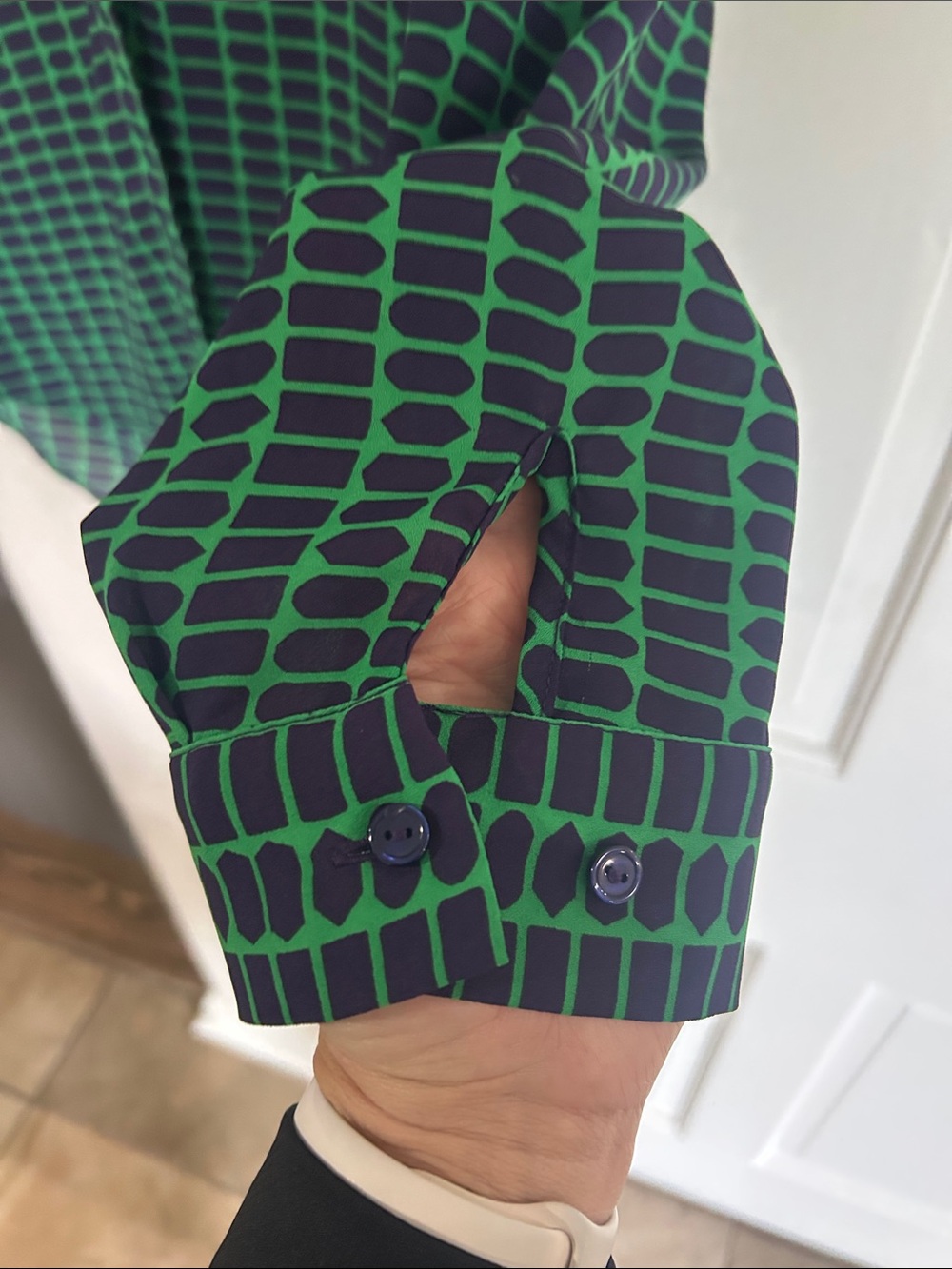 The Limited Ashton Green and Navy Geometric Button-Down Blouse - Picture 6 of 7